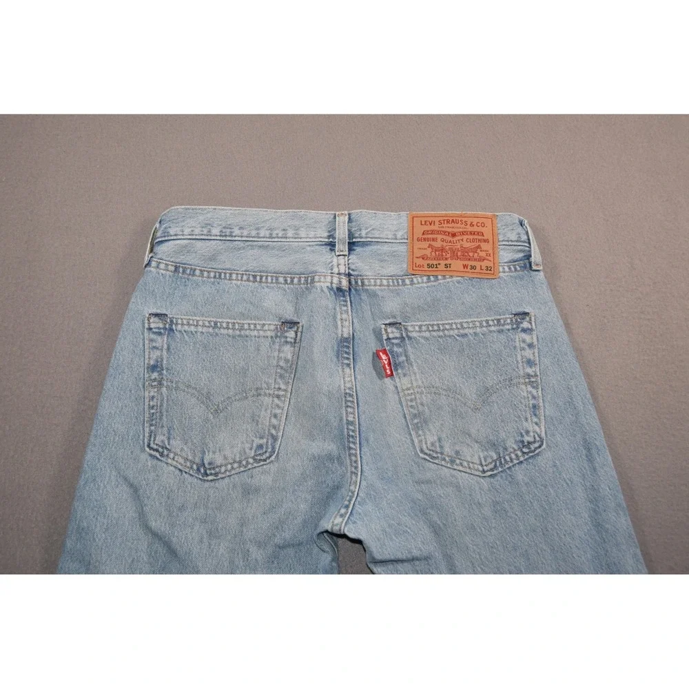 Levis 501 Jeans Mens 30x32 Slim Taper Big Tab Medium Wash Premium Button Fly XX